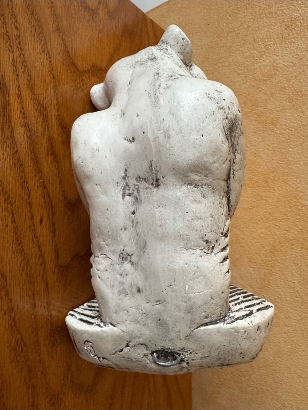 “Bone Gnawing" resin gargoyle statue. Decorative Wall art. - Picture 9 of 12